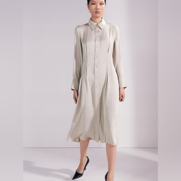 H&M Dresses & Skirts - H&M BEIGE SATIN MAXI DRESS SIZE LARGE